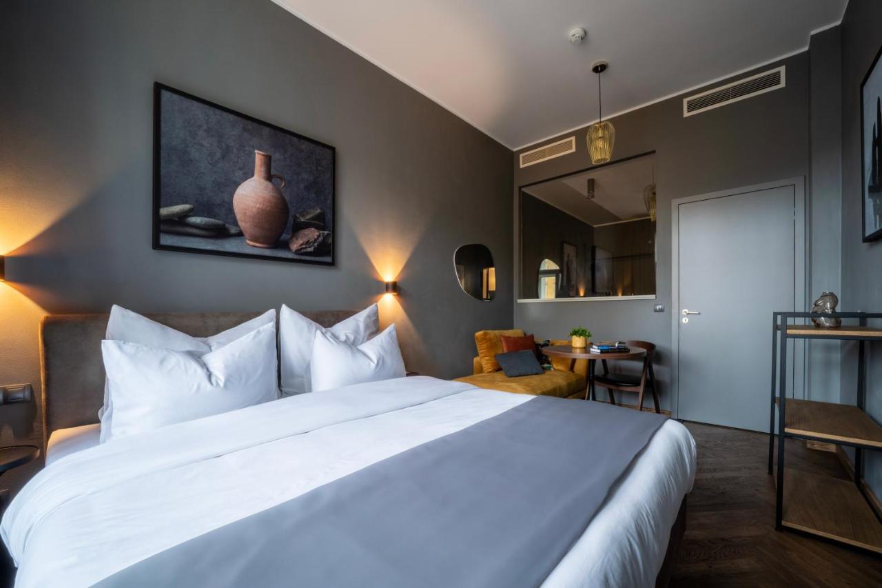The Viaduct - Suites & More براغ المظهر الخارجي الصورة