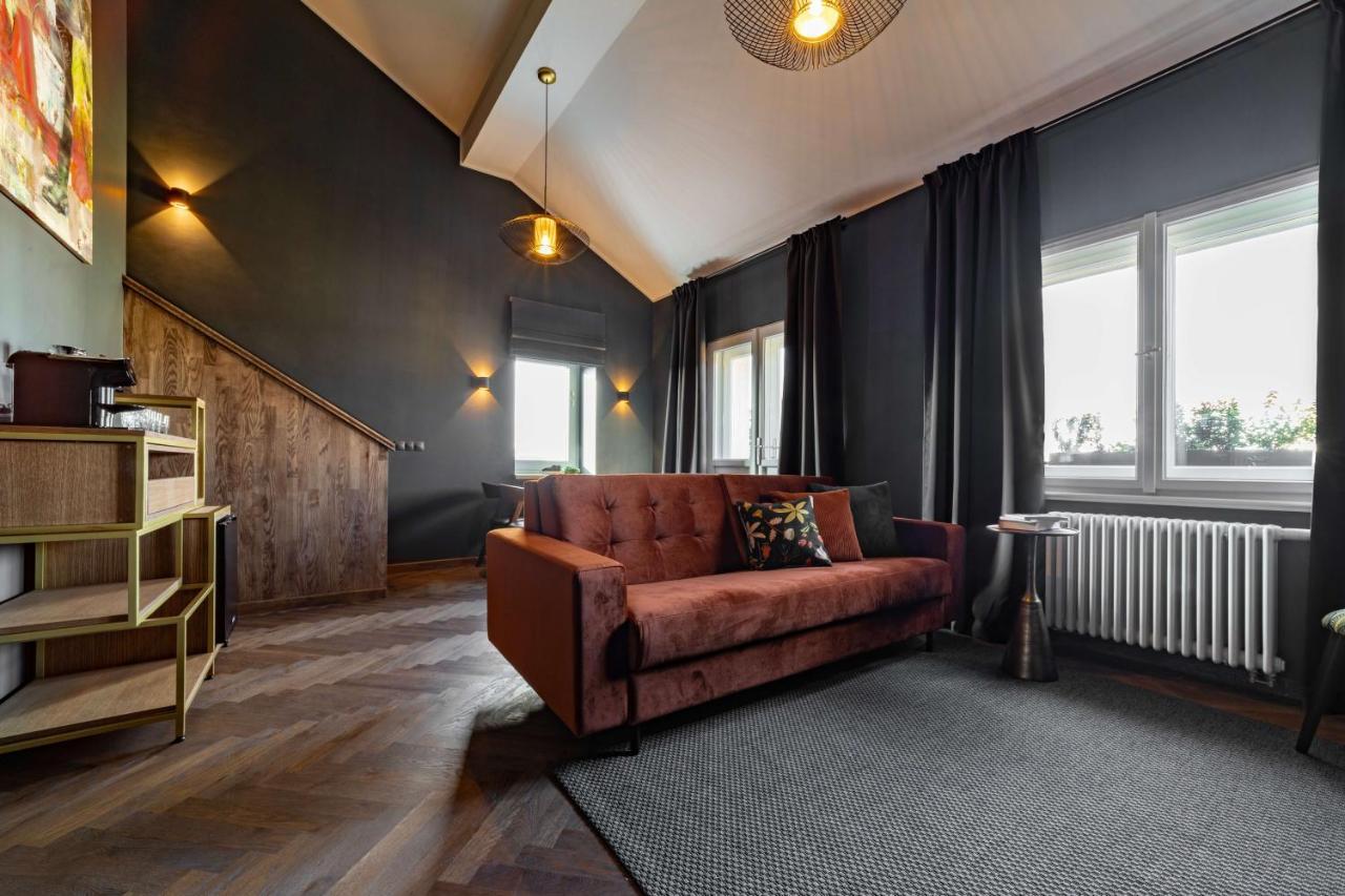 The Viaduct - Suites & More براغ المظهر الخارجي الصورة