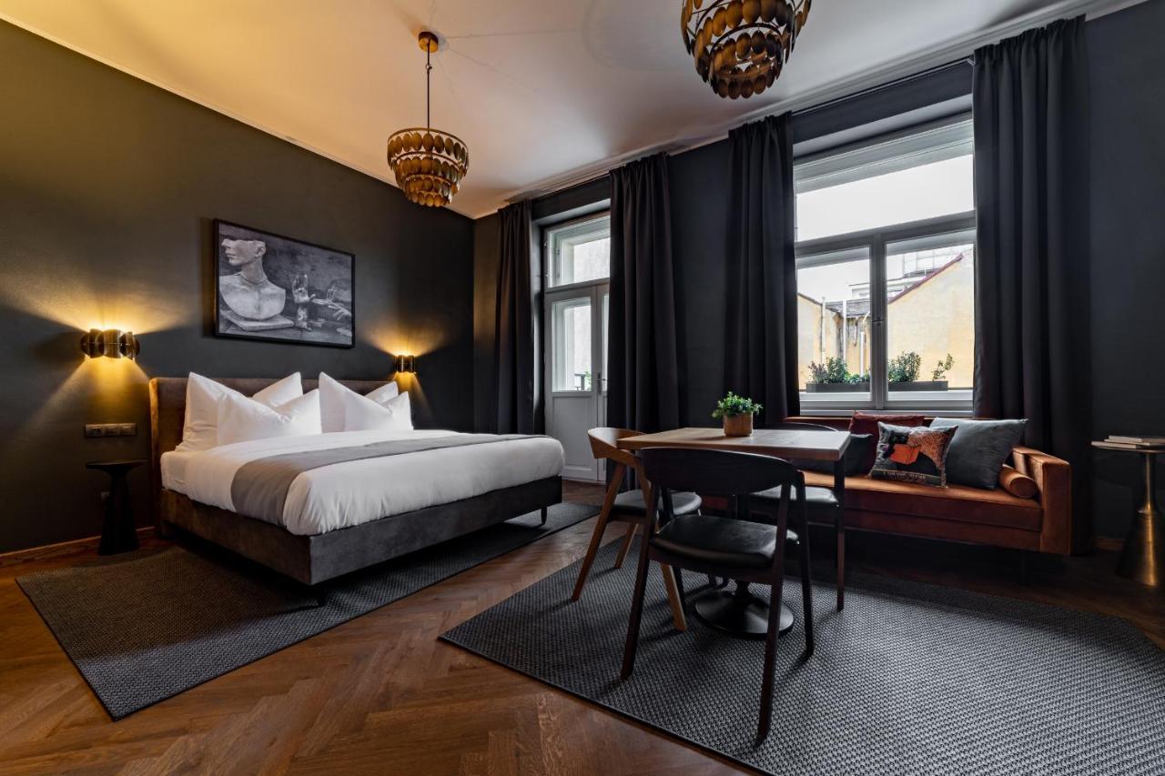 The Viaduct - Suites & More براغ المظهر الخارجي الصورة