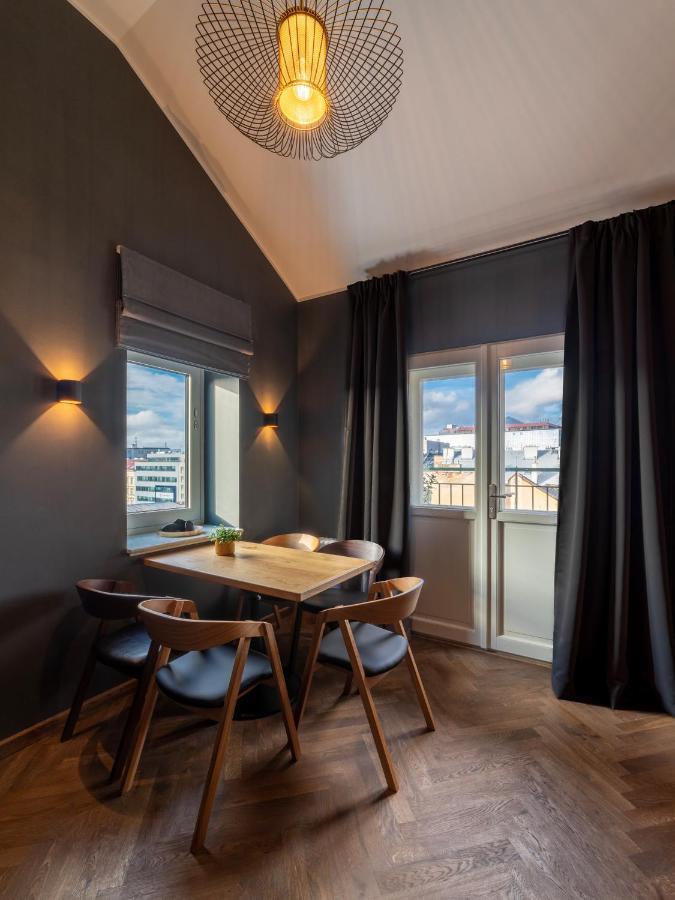 The Viaduct - Suites & More براغ المظهر الخارجي الصورة
